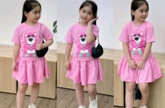 [🆕🇻🇳]  BN STORE – Thời trang VNXK – Chuyên cung cấp hàng thiết kế cho bé 🧑‍🧒❤️️👶⭐️ Hàng cập bến đủ màu đủ size rồi ạ
Sét áo phông và chân váy cho BÉ yêu
– Đi học. Đi chơi hay ở nhà đều thoải mái luôn Mẹ nhé
– Size 10-45kg
Giá cực kì ƯU Đ , shares-1✔️ , likes-31❤️️ , date-2024-11-16 05:23:48🇻🇳🇻🇳🇻🇳📰🆕