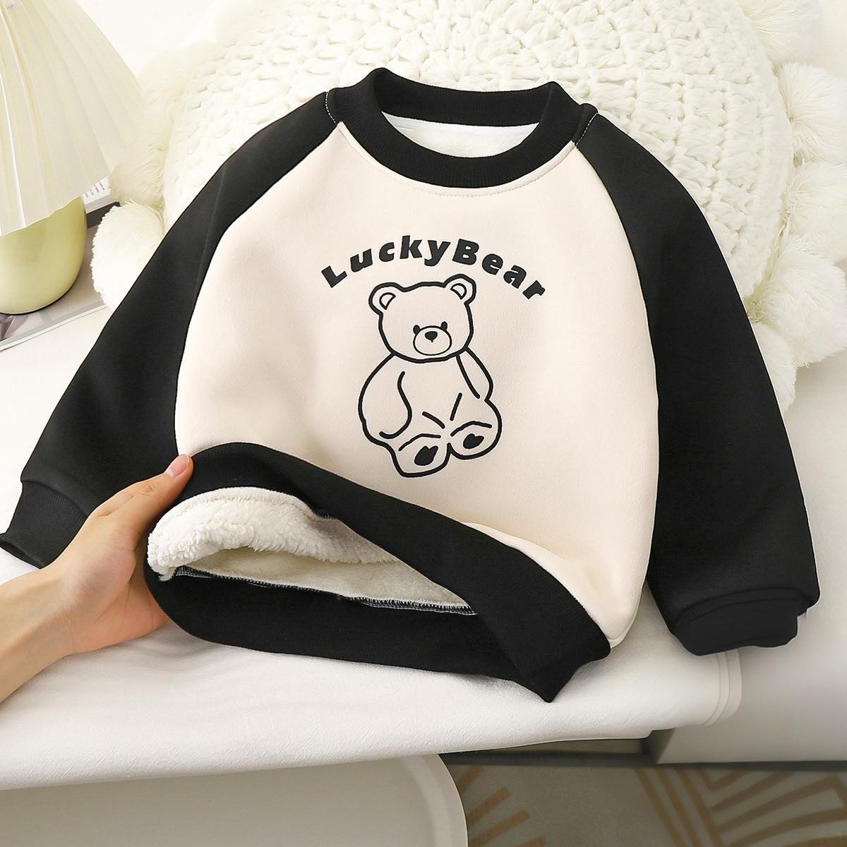 [🆕🇻🇳]  Vy Shop – Quần Áo Thời Trang 🧑‍🧒❤️️👶⭐️ #Chỉ49K/Bộ. Đủ size 5-45kg
Chất liệu cotton hàn mát,mịn
Bao kiểm hàng mặc thử cho bé
(.) em gửi thêm màu.
, shares-0✔️ , likes-14❤️️ , date-2024-11-13 04:47:07🇻🇳🇻🇳🇻🇳📰🆕