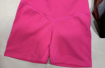 [🆕🇻🇳] RIU – Thời Trang Xuất Khẩu 👕 Top1Fashion 👗  Em quần hồng này chất đanh hơn, form siêu đẹp, mặc ôm gọn người chị nào người nhão sệ mặc em này gọn hẳn nhé!!
45-50kg Xs
50-55kg S
55-60kg M
, shares-1✔️ , likes-2❤️️ , date-2025-02-14 16:33:11🇻🇳🇻🇳🇻🇳📰🆕