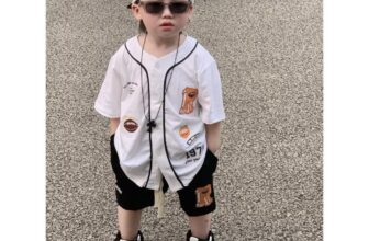 [🆕🇻🇳] Beo Kids Chuyên quần áo trẻ em 🧑‍🧒❤️️👶⭐️ Set bóng chày bé trai bé gái 2 màu đen trắng sz từ 8-31kg, shares-0✔️ , likes-1❤️️ , date-2024-12-21 04:58:57🇻🇳🇻🇳🇻🇳📰🆕