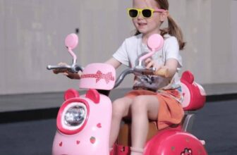 [🆕🇻🇳] Siêu thị xe hơi em bé – Kidscar123.com 🧑‍🧒❤️️👶⭐️ ☆MODEL:  Xe Máy Điện Trẻ Em Mèo 318
Trọng lượng: 9 kg
Kích thước:
102 cm x 53 cm x 78 cm
Tải trọng: 20kg- 30kg
Tốc độ: 3-5 km/h
Ắc quy:  6V 4.5Ah
Động cơ:1 , shares-2✔️ , likes-10❤️️ , date-2024-10-04 20:27:30🇻🇳🇻🇳🇻🇳📰🆕