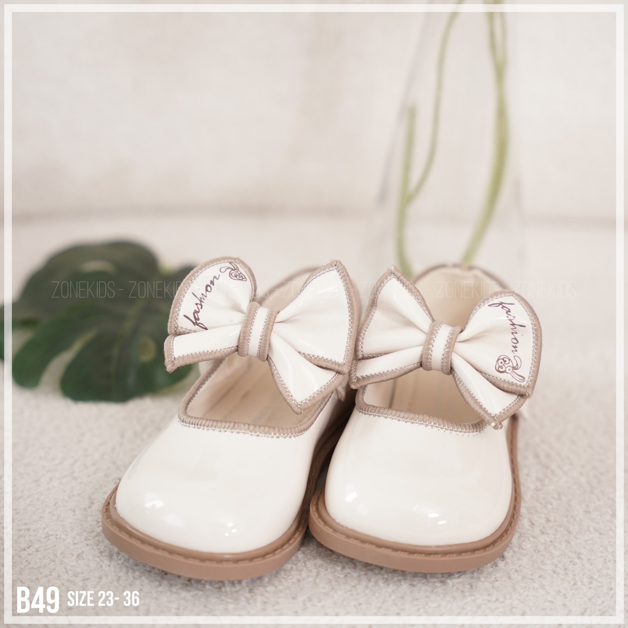 [🆕🇻🇳] Giày dép trẻ em Zonekids – 1 Trung Kính 🧑‍🧒❤️️👶⭐️ Con gái ạ, hãy luôn mang theo mình 01 đôi giày  tốt. Vì đôi giày tốt sẽ đưa con đến những nơi xinh đẹp
Đó quả là một lời căn dặn quý giá mà các bà mẹ  hẳn  , shares-0✔️ , likes-2❤️️ , date-2024-06-14 17:37:29🇻🇳🇻🇳🇻🇳📰🆕