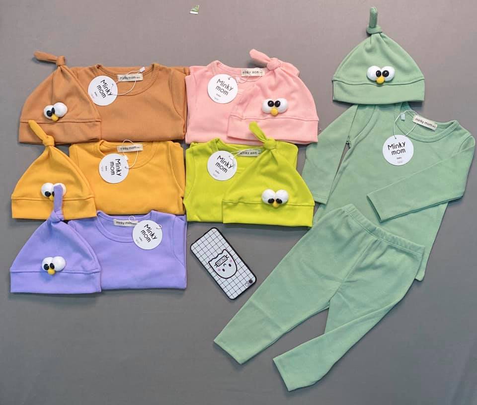 [🆕🇻🇳] MoonKids Bou’tique – Thời trang cao cấp cho bé 🧑‍🧒❤️️👶⭐️ MẪU BODY MŨ MẮT ẾCH XINH XẮN CHO BÉ ! SIZE 4-16KG
Chất vải len tăm cao cấp co giãn 4 chiều thấm hút mồ hôi
Sop Pe:Laza:
HƯỚNG DẪN CHỌN SIZE:
Chọ , shares-0✔️ , likes-0❤️️ , date-2024-05-13 23:00:25🇻🇳🇻🇳🇻🇳📰🆕