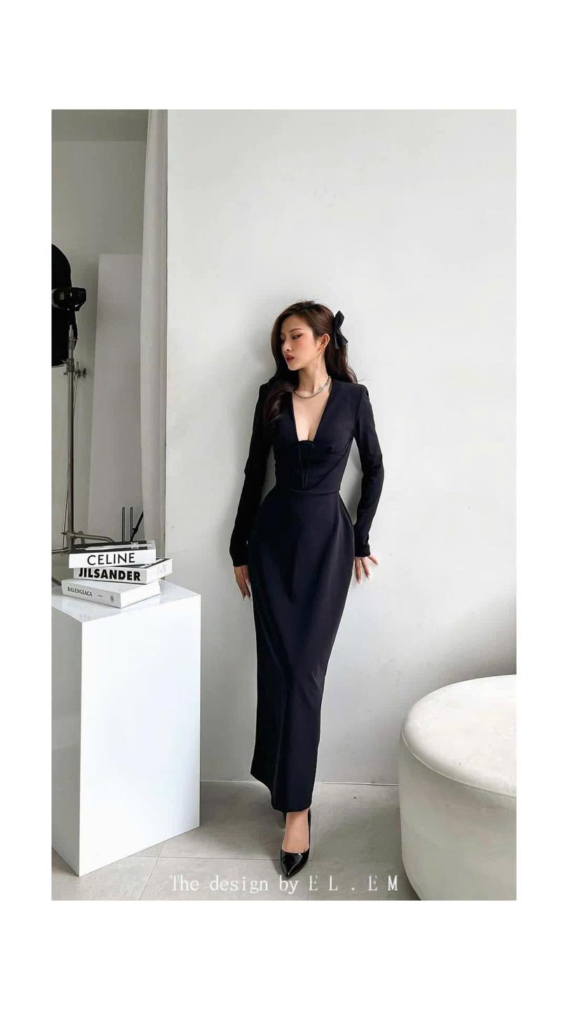 [🆕🇻🇳] EL. EM 👕 Top1Fashion 👗  𝐅𝐚𝐧𝐧𝐢𝐞 𝐃𝐫𝐞𝐬𝐬 𝐟𝐨𝐫 𝐎𝐮𝐫 𝐌𝐮𝐬𝐞Một thiết kế đầy nét quyến rũ và quyền lực cho nàng thể hiện trọn vẹn cá tính. Chiếc đầm liền thân với đường chiết eo rõ ràng k , shares-3✔️ , likes-8❤️️ , date-2025-04-01 00:35:13🇻🇳🇻🇳🇻🇳📰🆕