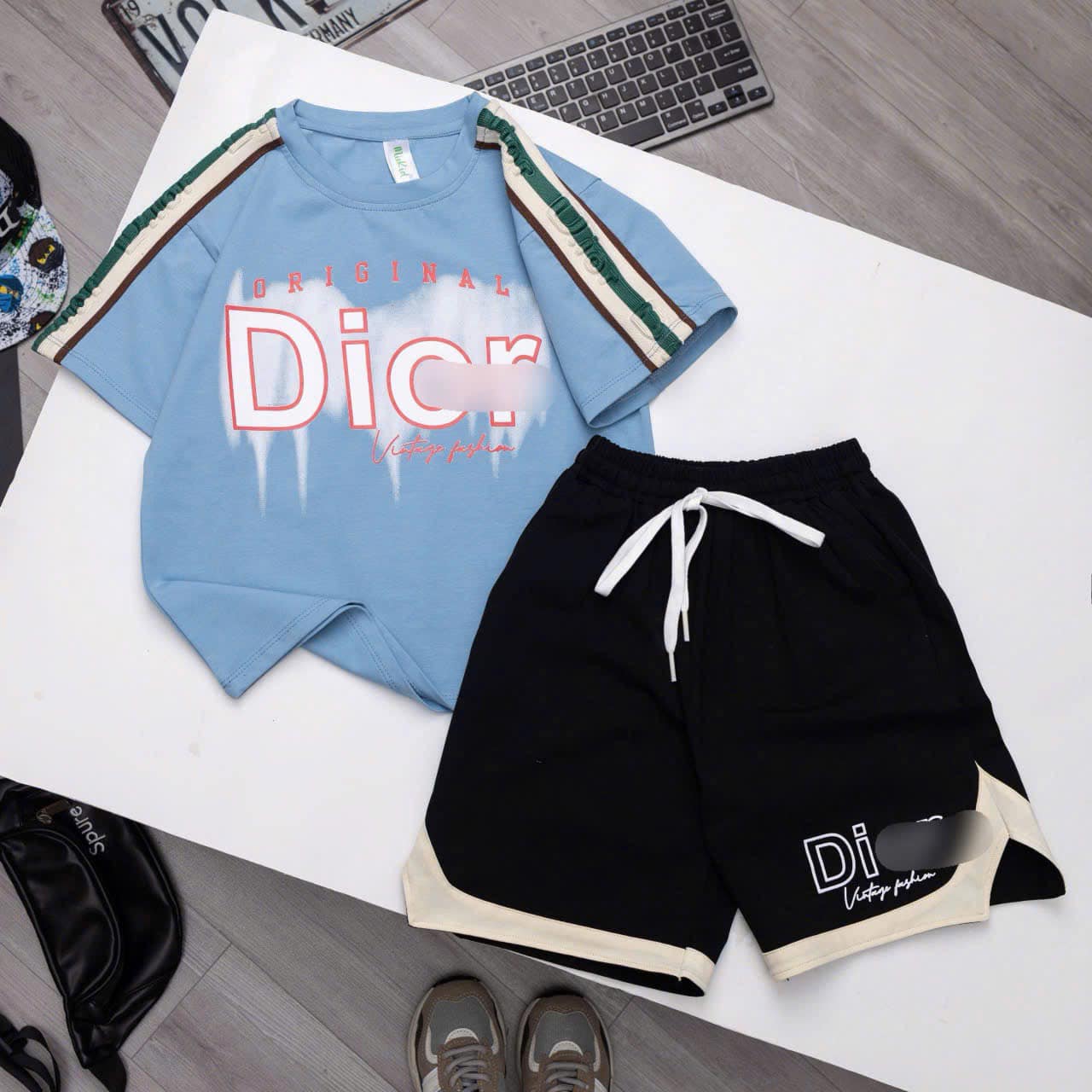 [🆕🇻🇳] Trùm Sỉ Quần Áo Trẻ Em Cao Cấp Giá Tốt 🧑‍🧒❤️️👶⭐️ Bảng màu yêu quá, tay rap lăng đẹp quá ạ
Em còn sz 4-16ký- Vừa Rẻ Vừa Xinh chỉ hơn #20k/ bộ + Miễn ship
Với chất tăm mềm mại nâng niu làn da bé iu trong m , shares-0✔️ , likes-1❤️️ , date-2025-03-03 13:25:13🇻🇳🇻🇳🇻🇳📰🆕