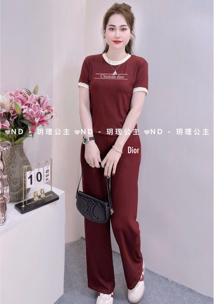 [🆕🇻🇳] Zunhee – Đồ bộ mặc nhà cao cấp 👕 Top1Fashion 👗  SALE LỖ NGHỈ BÁN
Bên em quyết định nghỉ bán nên sale lỗ tất cả các mẫu pijama tại cửa hàng:
– BỘ TAY DÀI QUẦN DÀI ĐỒNG GIÁ 199K.
– BỘ TAY NGẮN QUẦN ĐỒNG GI , shares-1✔️ , likes-285❤️️ , date-2025-03-11 22:37:43🇻🇳🇻🇳🇻🇳📰🆕
