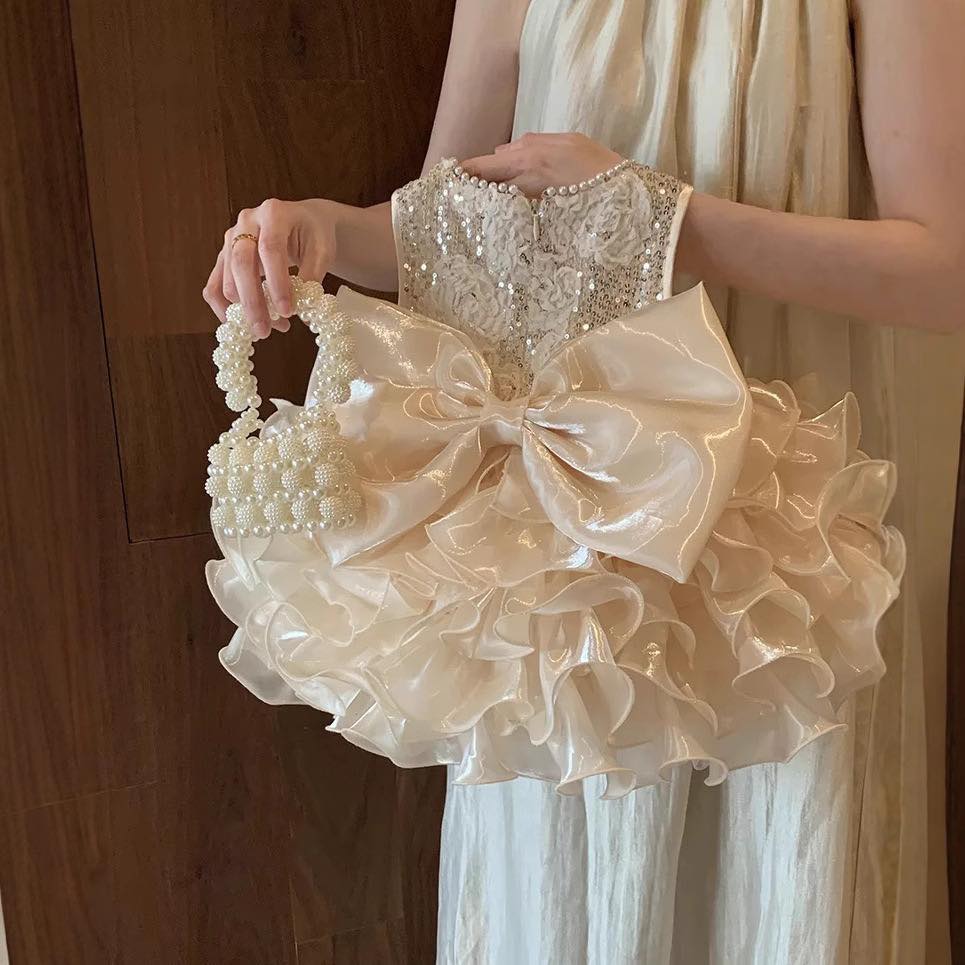 [🆕🇻🇳]  Tiệm Min Min – Chuyên phân phối, order, sỉ lẻ các loại quần áo, giày dép, phụ kiện cho bé 🧑‍🧒❤️️👶⭐️ Bồng bềnh mà xinh yêu vô cùng cho các công chúa đây ạ.
Mẹ nào không rinh ẻm về đúng tiếc ngang luôn đấy ạ
Em có sz từ 9kg – 27Kg ạ
Thoải mái cho các mẹ lự , shares-0✔️ , likes-4❤️️ , date-2025-04-10 04:39:37🇻🇳🇻🇳🇻🇳📰🆕