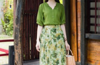 [🆕🇻🇳] ELVAX – thời trang mang thiên nhiên về với trang phục của bạn 👕 Top1Fashion 👗  Hạ sang nắng vàng đan kẽ láMột sự kết hợp duyên dáng, cho nàng một vẻ ngoài hoàn hảo cho mùa hè. Với set áo sơmi linen đơn sắc, chân váy voan hoa cùng t , shares-0✔️ , likes-18❤️️ , date-2025-03-17 17:57:24🇻🇳🇻🇳🇻🇳📰🆕