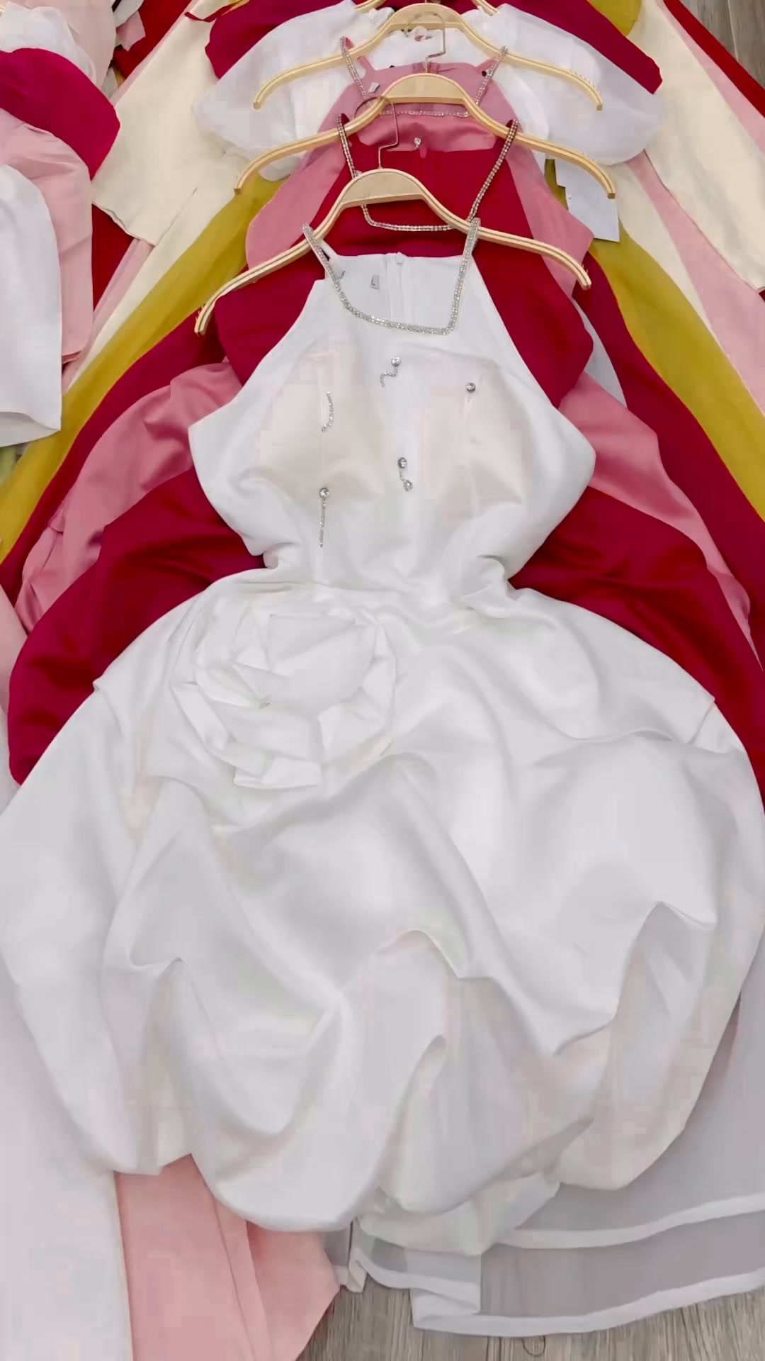 [🆕🇻🇳] Tổng Kho Tú Anh Chuyên Buôn Lô Bán Sỉ Hàng Thiết Kế 👕 Top1Fashion 👗  ud835udc13ud835udc28u0302u0309ud835udc27ud835udc20 ud835udc24ud835udc21ud835udc28 ud835udc1bud835udc2eud835udc28u0302ud835udc27 u , shares-0✔️ , likes-32❤️️ , date-2025-05-07 02:24:32🇻🇳🇻🇳🇻🇳📰🆕