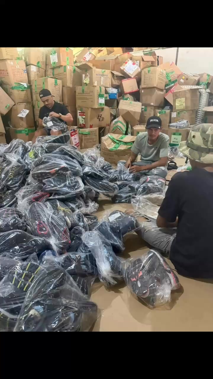 [🆕🇻🇳] Sương Nguyễn VNXK – chuyên cung cấp sỉ và lẻ thời trang nam nữ Việt Nam Xuất Khẩu 👕 Top1Fashion 👗  Lấy mắt kính đeo, tóc vuốt vuốt keo #mắt_kính_nam #kính_mát # , shares-0✔️ , likes-0❤️️ , date-2025-05-12 18:44:20🇻🇳🇻🇳🇻🇳📰🆕