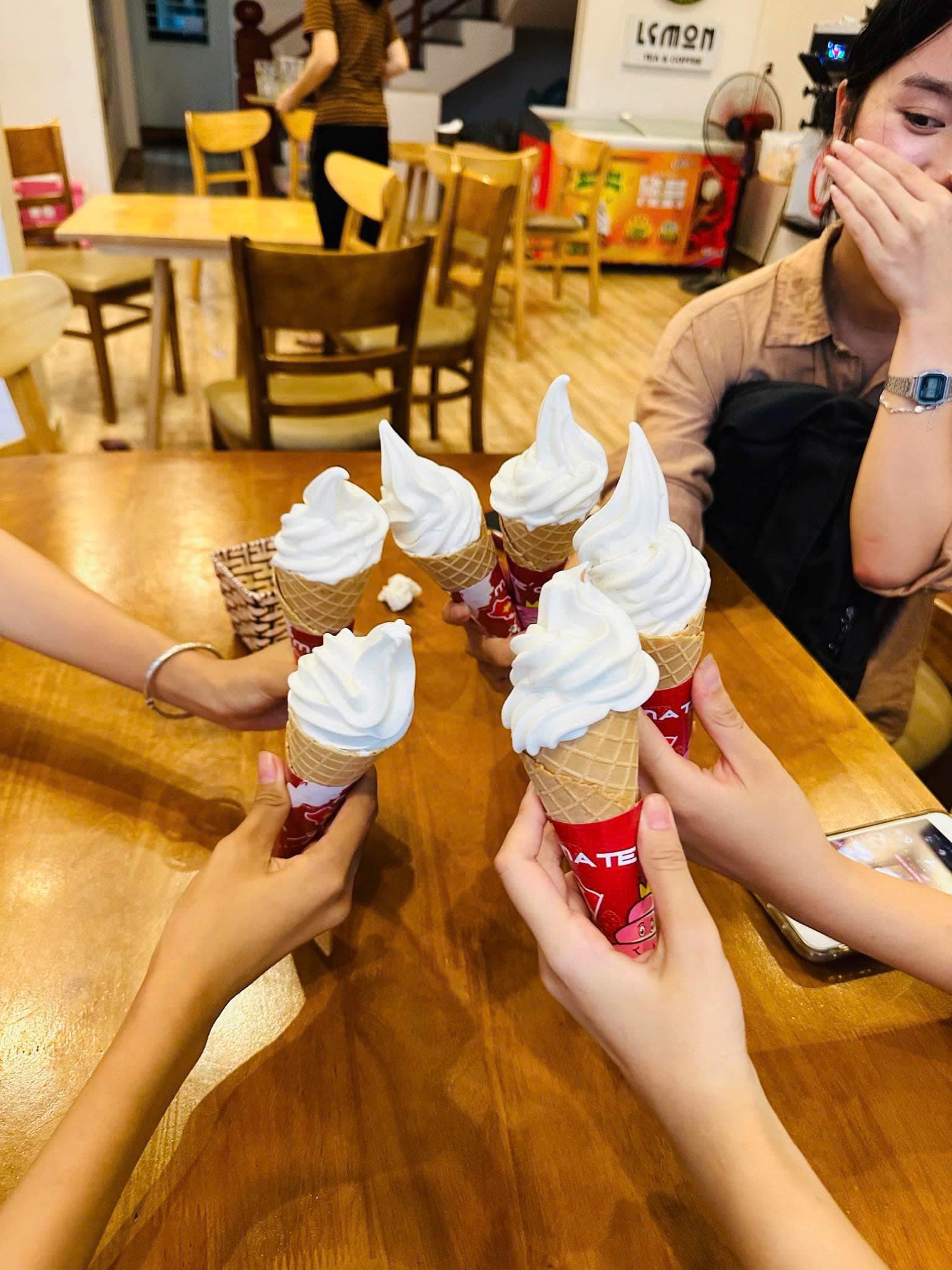 [🆕🇻🇳] Phương Thảo Shop – Mang tới cái đẹp cho phái nữ 👕 Top1Fashion 👗  Áo Khoác mới về nhé
Hàng Sẵn Tại Shop
, shares-0✔️ , likes-1❤️️ , date-2025-04-20 19:33:55🇻🇳🇻🇳🇻🇳📰🆕