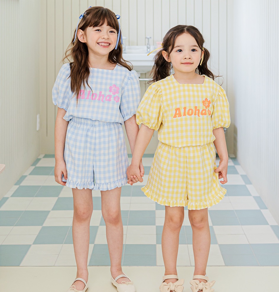 [🆕🇻🇳] Bán buôn quần áo trẻ em xuất xịn – Lee Bee Store 🧑‍🧒❤️️👶⭐️ HÀNG SẴN KHO
Bộ thô caro Bebezoo họa tiết xinh quá, mặc lên max xinh ạ. Aloha! Chào hè quá tuyệt, họa tiết gingham mãi HOT luôn, 2 tone màu ngọt ngào
– Siz , shares-0✔️ , likes-1❤️️ , date-2024-05-20 17:34:19🇻🇳🇻🇳🇻🇳📰🆕