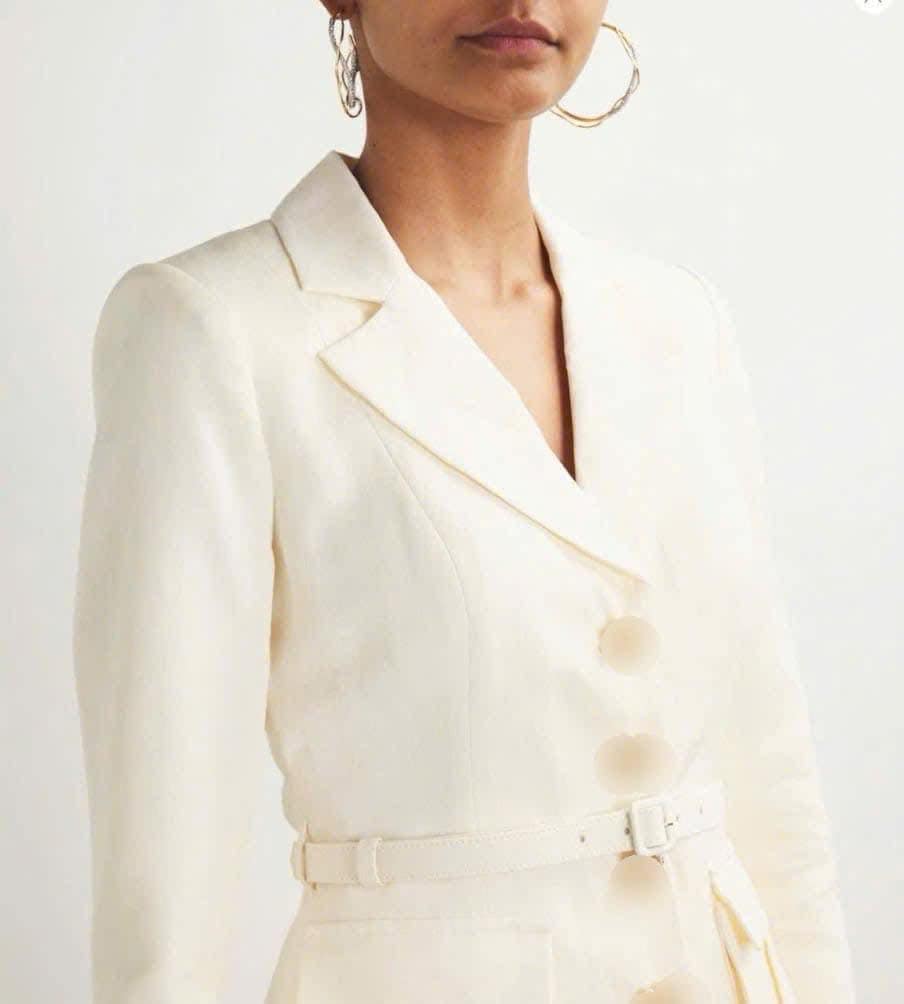 [🆕🇻🇳] VNXK VanAnh’s store – sỉ & lẽ hàng VNXK 👕 Top1Fashion 👗  SET ÁO VÁY HIỆU BLACK & WHITEMột sét áo vest chân váy vượt thời gian của thương hiệu  được thiết kế trên nền vải tây lanh màu kem và màu xanh navy.
Nút , shares-0✔️ , likes-0❤️️ , date-2025-01-09 03:06:21🇻🇳🇻🇳🇻🇳📰🆕