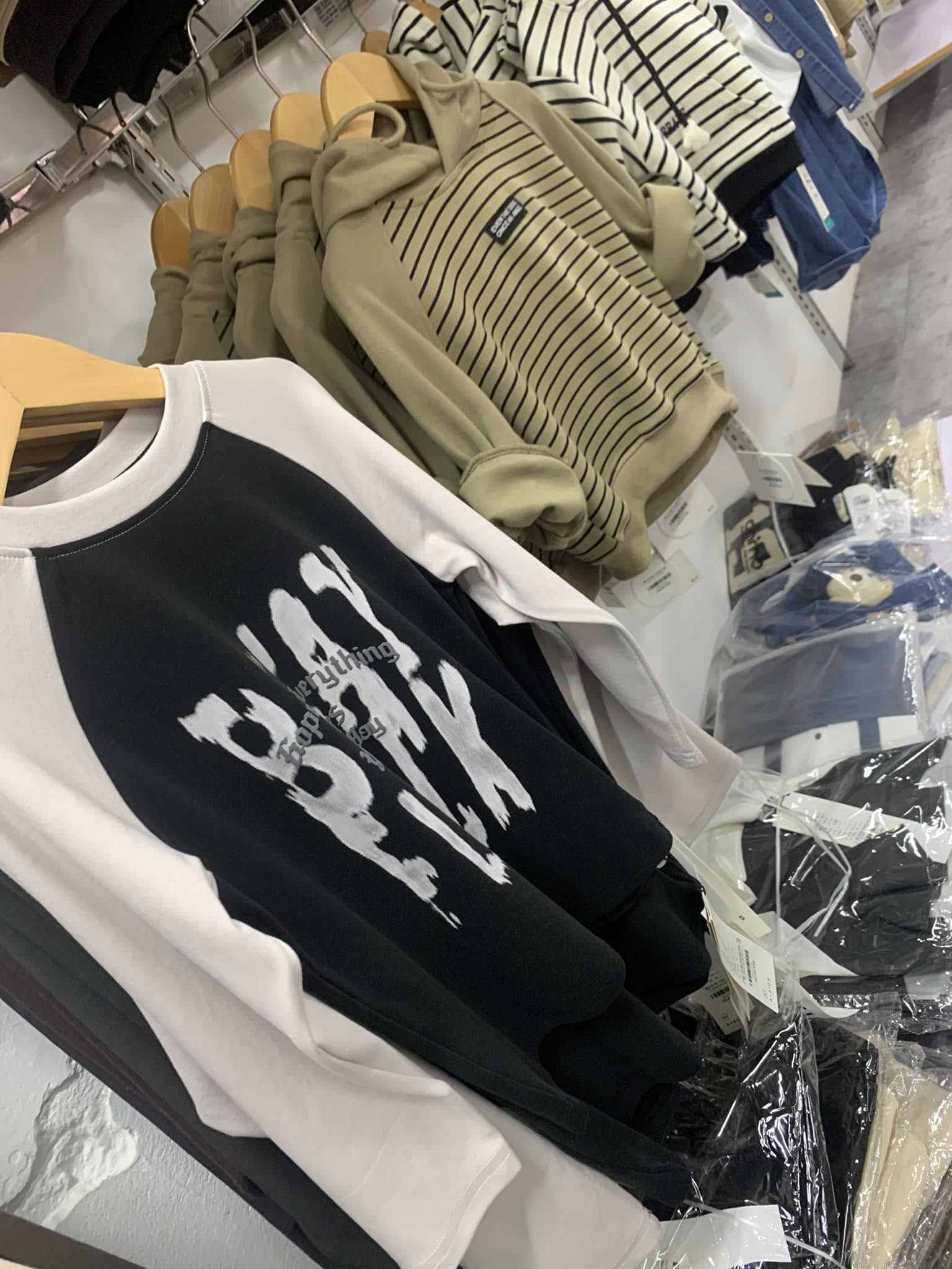 [🆕🇻🇳] XinhStory – Chuyên sỉ & lẻ đầm bầu & đồ bộ bầu, đầm bầu trước và sau sinh cho con bú, đồ sơ sinh, đồ lót bầu..Hàng nhập 100% 👕 Top1Fashion 👗  XinhStory đã cập nhật nhóm ảnh bìa của họ.
, shares-0✔️ , likes-0❤️️ , date-2024-09-12 21:57:00🇻🇳🇻🇳🇻🇳📰🆕