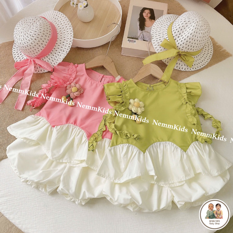 [🆕🇻🇳]  Nemm Kids – Thời trang bé yêu  🧑‍🧒❤️️👶⭐️  [NemmKids] Set Thô Mềm Bé Gái – Áo Bèo Đính Hoa + Quần Bí 2 Lớp, Tặng Kèm Mũ Nơ Cực Xinh
Thiết kế siêu yêu với áo bèo tay phồng, đính hoa nổi bật tạo đi , shares-1✔️ , likes-2❤️️ , date-2025-05-27 04:04:08🇻🇳🇻🇳🇻🇳📰🆕