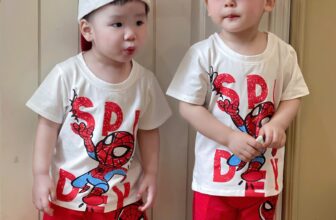 [🆕🇻🇳] Tiny Kids Conner – Chuyên đồ đẹp cho bé 🧑‍🧒❤️️👶⭐️ Người nhện bắn tơ em bé nào cũng mê đây ạaaaa
Chất : cotton 4c mác đỏ
Hình in ép bền đẹp không bong tróc.
tone màu nó đẹp nó sang cực dễ mặc luôn ạBảng  , shares-0✔️ , likes-1❤️️ , date-2025-05-22 17:11:23🇻🇳🇻🇳🇻🇳📰🆕