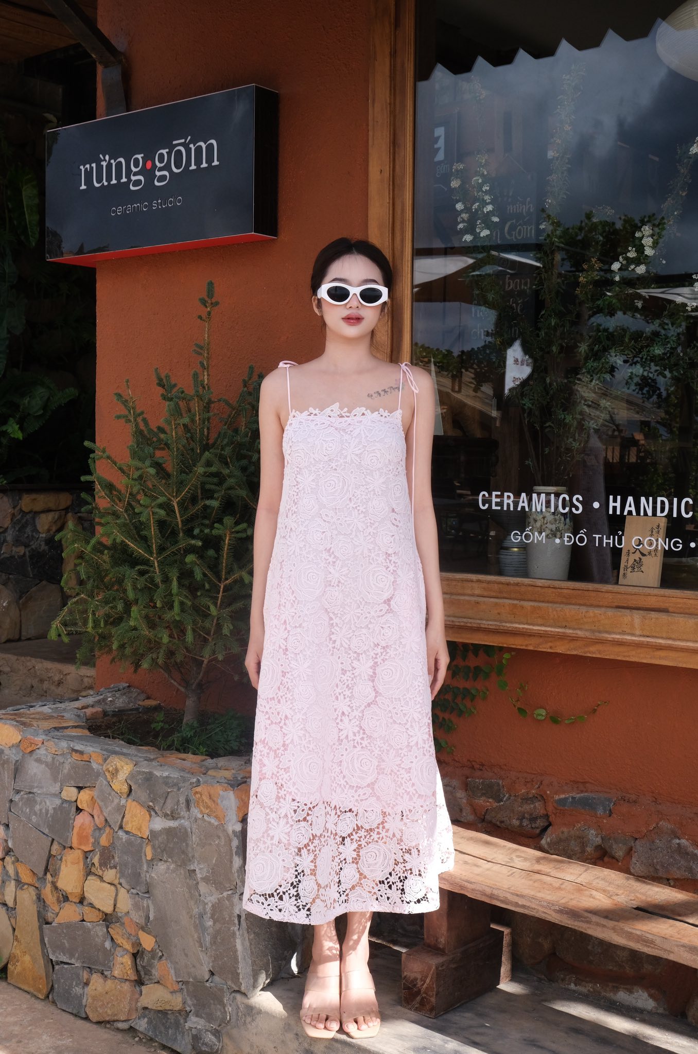 [🆕🇻🇳] Fil À Fil – Something Special 👕 Top1Fashion 👗  Váy vóc mùa hè gì chưa người đẹp…!!!
Hồng phấn trẻ trung, dáng suông thoải mái năng động chống nóng nè, có thêm chiếc túi đa zi năng vừa tiện dụng vừa để  , shares-1✔️ , likes-5❤️️ , date-2025-05-26 23:17:55🇻🇳🇻🇳🇻🇳📰🆕