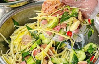 [🆕🇻🇳] Món Ngon Xứ Nẫu 77 – Chuyên cung cấp món ăn, đặc sản Bình Định 🍔 Top1Food  🍜 Món ăn cho những ngày mưa
Tré trộn kết hợp với nem chuaTré được làm 100% từ tai heo (không pha thịt đầu, thịt mỡ). Được gói bằng lá ối + thêm vừng, giề , shares-0✔️ , likes-0❤️️ , date-2025-06-21 16:29:30🇻🇳🇻🇳🇻🇳📰🆕