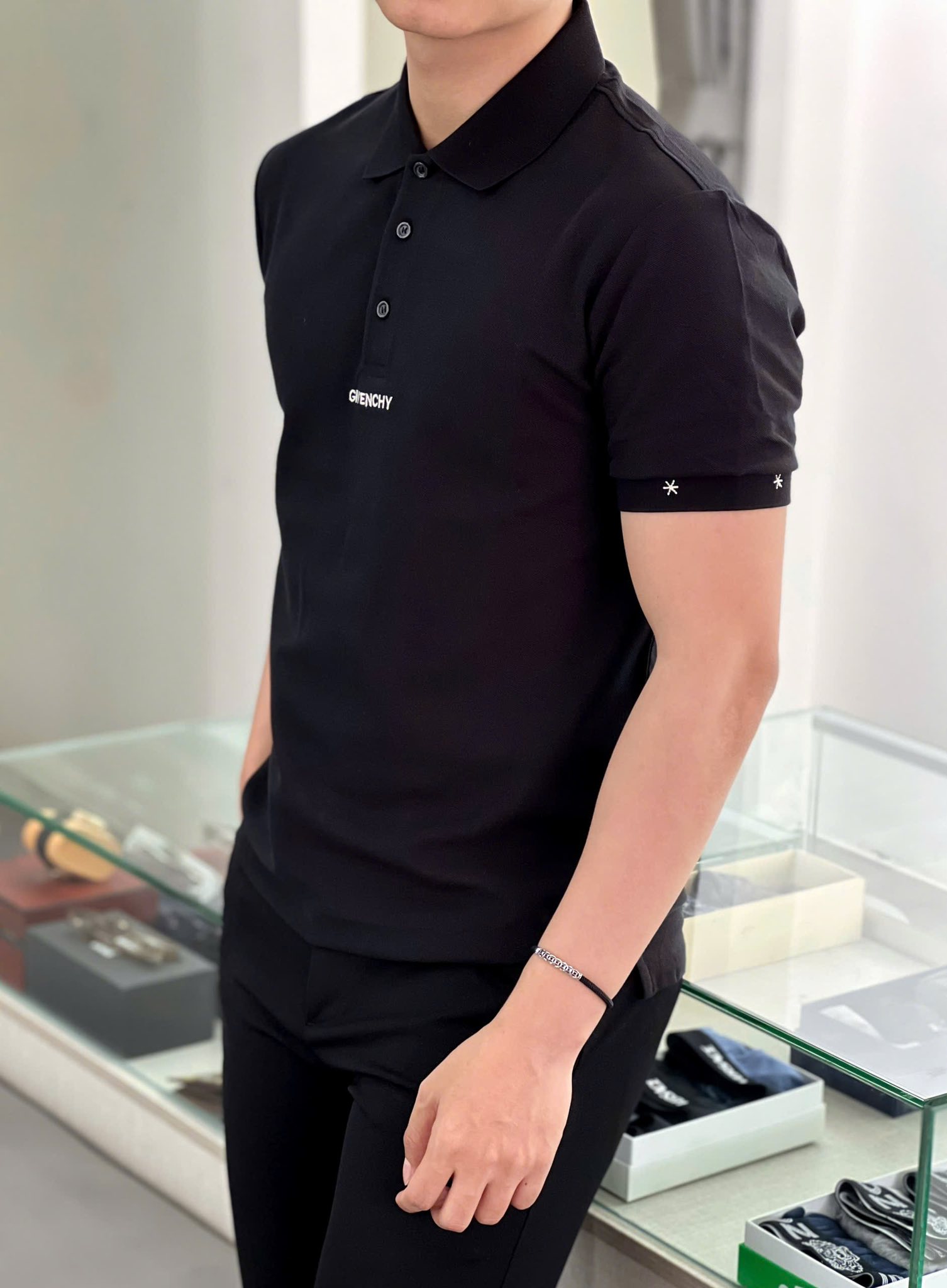 [🆕🇻🇳] Shop Annabelle – Chuyên hàng cao cấp Hong Kong, Thượng Hải, Korea 👕 Top1Fashion 👗  1 đôi dép nơ tiểu thư mưa nắng đông hè đều đi được.Nhà em chuẩn nơ to như ảnh .Gom tương tác với các c iuuuuuu 30 slot đầu tiên #2.x.x bé tí (sau cho e , shares-0✔️ , likes-3❤️️ , date-2025-05-28 18:30:22🇻🇳🇻🇳🇻🇳📰🆕