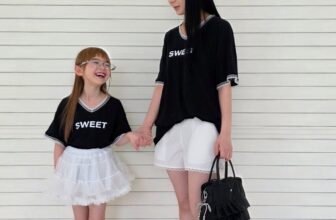 [🆕🇻🇳] Tiệm Nhà Si – Pepsi tập bán hàng để tự nuôi lấy mình 🧑‍🧒❤️️👶⭐️ Ellymolly summer P2
Trông nó nữ tánh mà nó ngầu ngầu, chanh sả sao ý ạ
Size 19 các mom bon chen được luôn nha ~
Chi tiết dưới cmt ạ
, shares-3✔️ , likes-5❤️️ , date-2025-06-04 15:18:25🇻🇳🇻🇳🇻🇳📰🆕