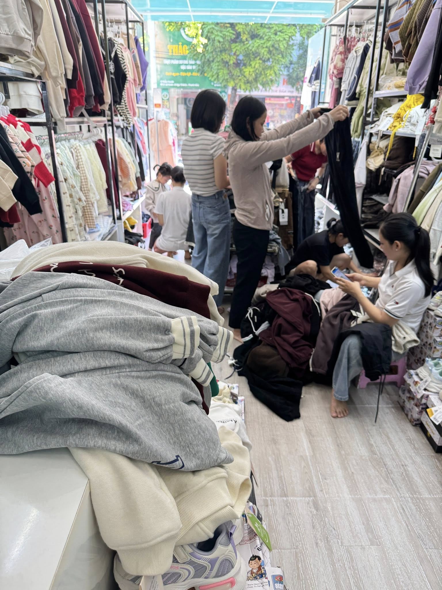 [🆕🇻🇳] LiTibaby Thanh Hóa – Thời trang trẻ em Việt 😎❤️️⭐️ Qua shop đi các bác ơi DUY NHẤT 2 NGÀY thôi ạ. Xong lại trở về giá cũ
, shares-0✔️ , likes-0❤️️ , date-2025-09-20 16:21:25🇻🇳🇻🇳🇻🇳📰🆕