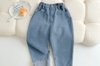 [🆕🇻🇳] Alber Kids – Fashion Kids – Thời Trang trẻ em 🧑‍🧒❤️️👶⭐️ 𝐐𝐮𝐚̂̀𝐧 𝐛𝐨̀ 𝐛𝐞́ 𝐠𝐚́𝐢
Thêm 1 mẫu quần bò bé gái dáng xuông, lên form cực đẹp cực xinh cho bé yêu mặc đi học đi chơi đều rất đẹp
Ba mẹ ib để em tư vấn size  , shares-0✔️ , likes-1❤️️ , date-2025-07-16 22:37:04🇻🇳🇻🇳🇻🇳📰🆕