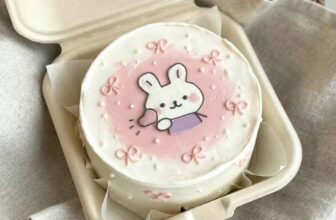 [🆕🇻🇳] Bánh kem mini – Bento cake -Tiệm chuyên các dòng bánh kem mini – bento cake Hàn quốc 🍔 Top1Food  🍜 Bánh kem thỏ cute
————————
Bánh kem xinh ít ngọt – Bánh kem thiết kế theo yêu cầu
Luôn có dịch vụ ship bánh tận nhà trong bán kính 15km
Địa chỉ: Số 81 , shares-0✔️ , likes-9❤️️ , date-2025-08-07 18:09:37🇻🇳🇻🇳🇻🇳📰🆕