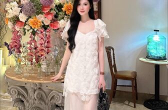 [🆕🇻🇳] ERINA – Thiết kế & Thời trang 👕 Top1Fashion 👗  𝙄𝙧𝙞𝙨 𝙙𝙧𝙚𝙨𝙨Thiết kế tay bướm nhẹ nhàng, chất vải mỏng mịn mát rượi, họa tiết hoa nổi 3D tỉ mỉ từng đường kim mũi chỉ – chiếc váy này là lựa chọn hoàn hảo , shares-57✔️ , likes-664❤️️ , date-2025-07-15 16:29:31🇻🇳🇻🇳🇻🇳📰🆕