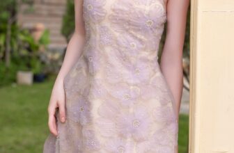 [🆕🇻🇳] LANI LE – Chuyên thời trang thiết kế với phong cách nhẹ nhàng,nữ tính và thanh lịch 👕 Top1Fashion 👗  Thiết kế độc quyền từ ren nhập khẩu cao cấp, tôn dáng nhẹ nhàng – thanh lịch
Từng bông hoa được thêu tay tỉ mỉ, nổi khối tinh xảo trên nền pastel dịu mắt. , shares-0✔️ , likes-5❤️️ , date-2025-07-14 01:02:11🇻🇳🇻🇳🇻🇳📰🆕