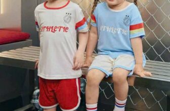 [🆕🇻🇳] Kemi’s House- Thời trang trẻ em Hàn Quốc chính hãng 🧑‍🧒❤️️👶⭐️ Còn gì e lại để đây tặng quà cho tới khi hết ạ. Các chị xem có lấy gì thì lấy ủng hộ em nhé. Giá này chắc tìm chẳng nơi đâu có, hiuhiuSize 90 (10-12kg), , shares-1✔️ , likes-2❤️️ , date-2025-07-30 23:30:22🇻🇳🇻🇳🇻🇳📰🆕