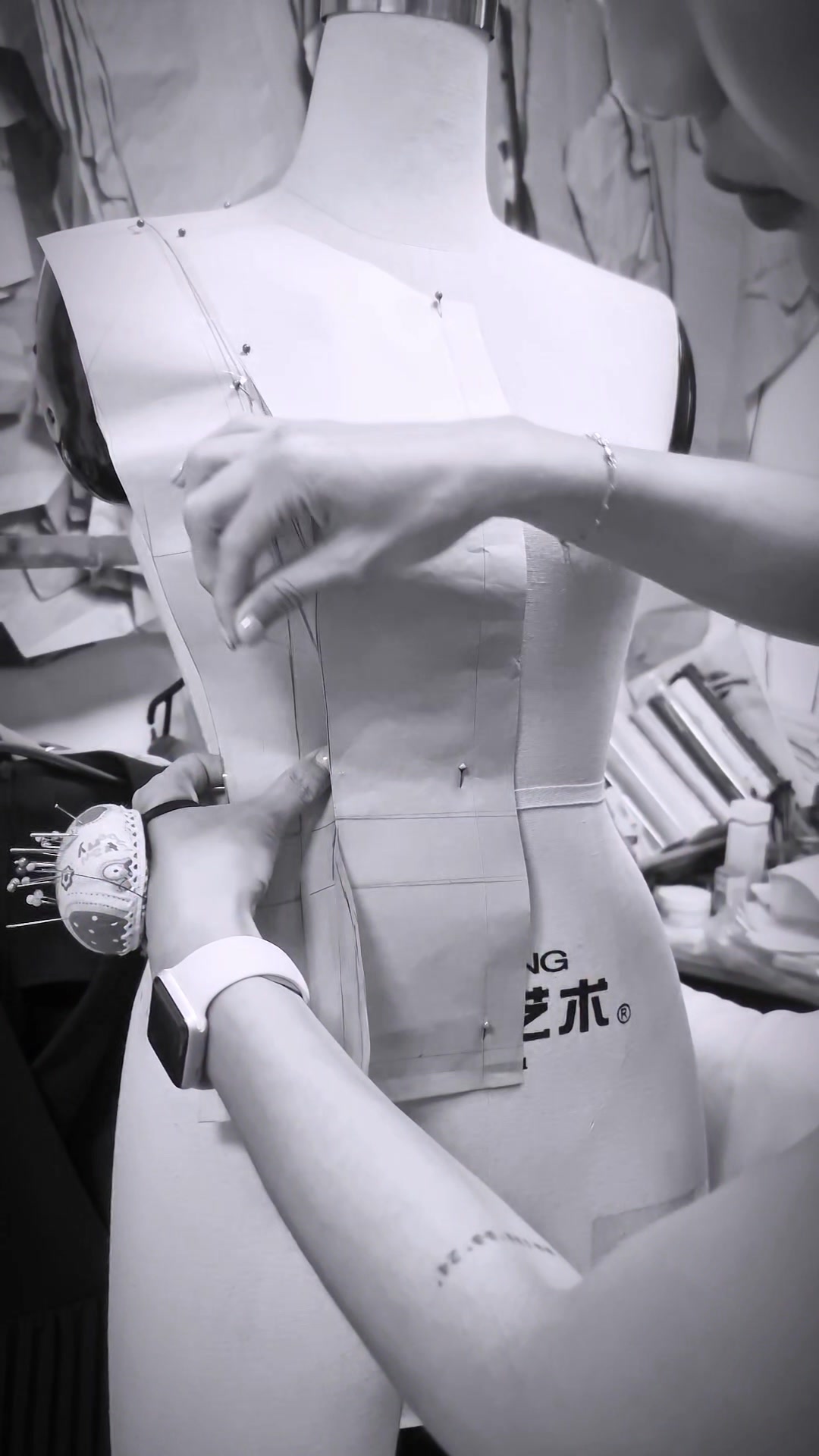 [🆕🇻🇳] Sauvée – In order to be irreplaceable one must always be different 👕 Top1Fashion 👗  |𝐅𝐄𝐄𝐃𝐁𝐀𝐂𝐊| Cyra DressMột thiết kế tối giản nhưng đầy quyền lực – tôn dáng, thanh lịch và không bao giờ lỗi mốt.
Dành cho những cô nàng yêu vẻ đẹp kiêu kỳ , shares-2✔️ , likes-27❤️️ , date-2025-08-01 22:21:32🇻🇳🇻🇳🇻🇳📰🆕