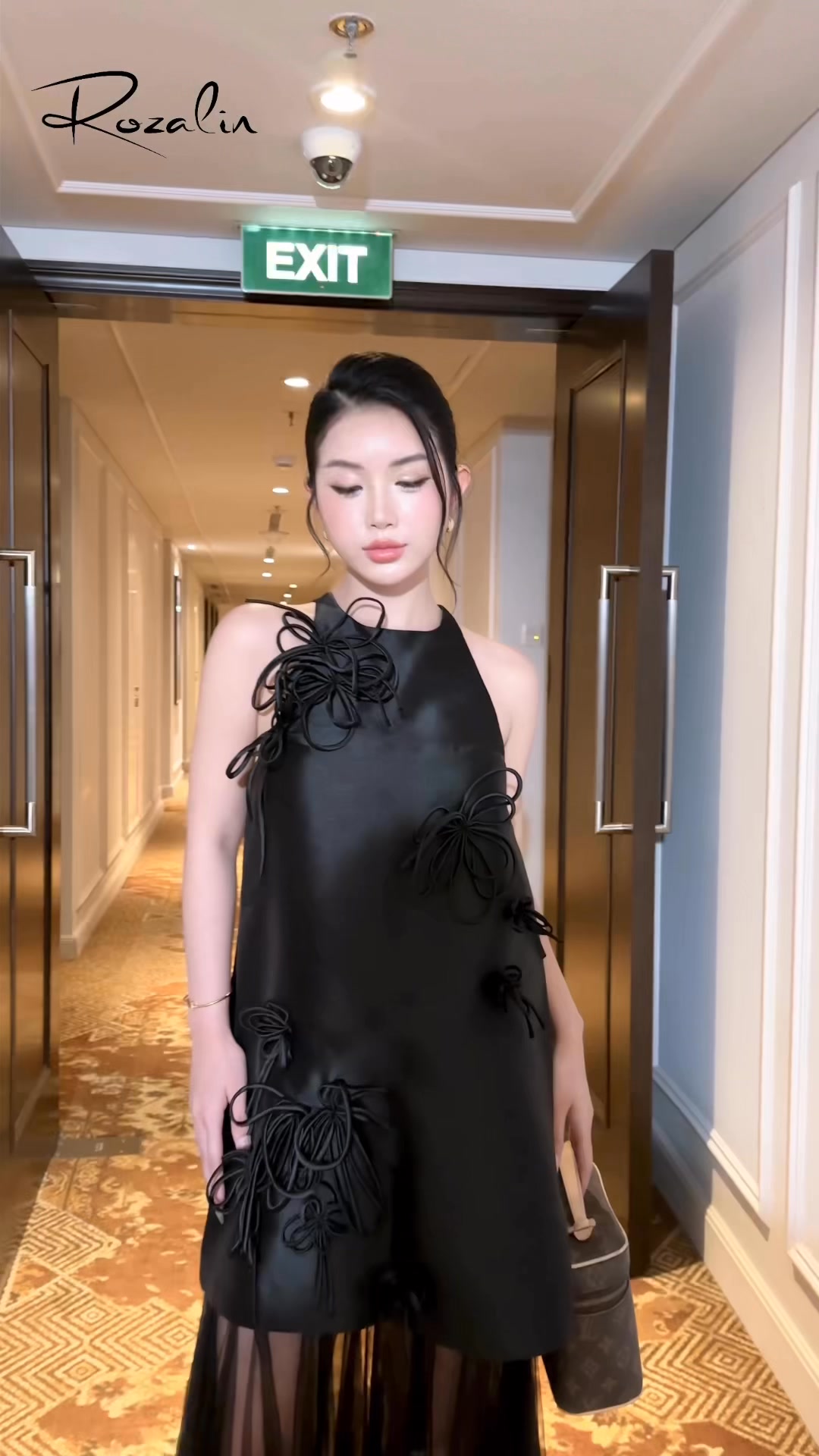 [🆕🇻🇳] Rozalin – Cửa hàng quần áo nữ 👕 Top1Fashion 👗  Whim Dress & Grace Skirt-for the sophisticated ladiesud83dudda4ud83eudd0du2728n#Rozalin #fyp #fashion #dressdesign”},”id”:”UzpfSTEwMDA5NTE0Nzk2Mzk0NT , shares-27✔️ , likes-347❤️️ , date-2025-08-03 04:18:57🇻🇳🇻🇳🇻🇳📰🆕