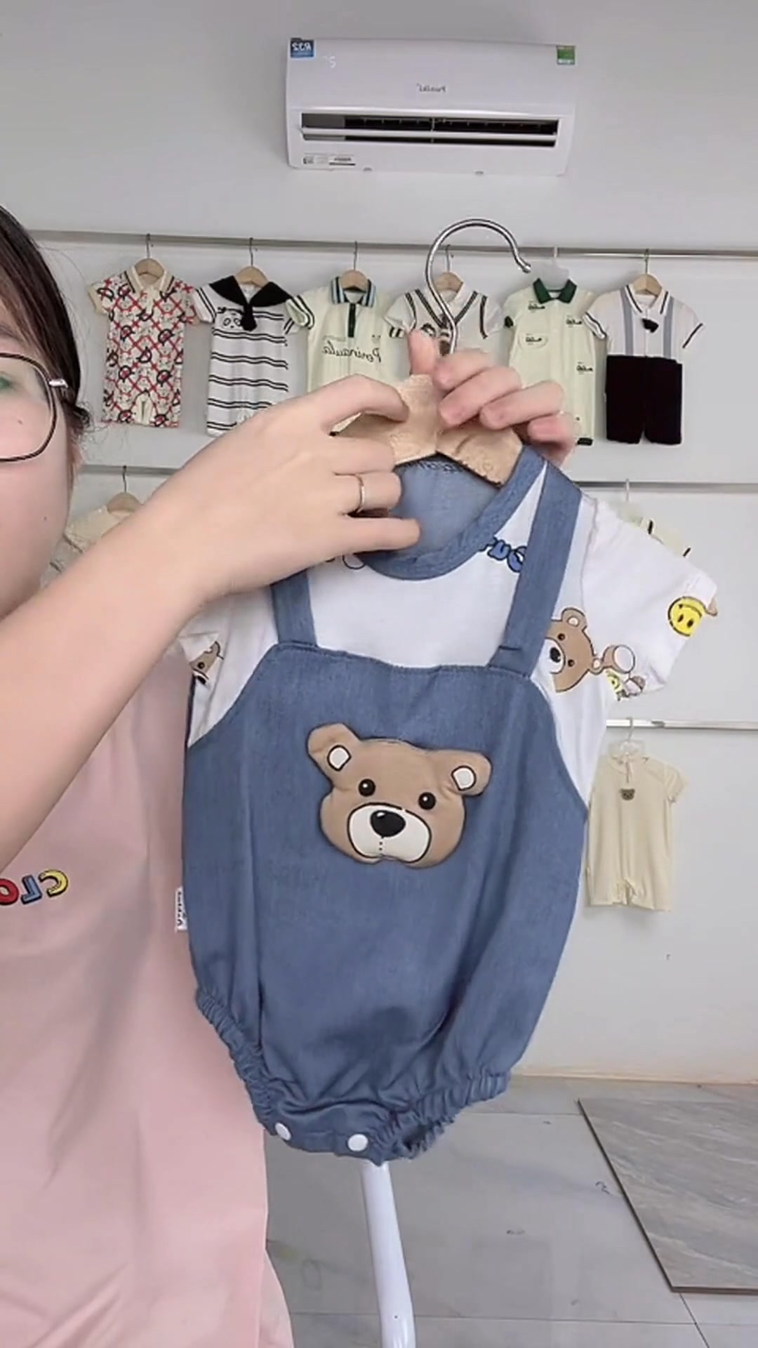 [🆕🇻🇳] In Hộp giấy, bao bì 2S – Thiết kế độc đáo, in ấn chuyên nghiệp mọi loại bao bì, vỏ hộp bánh 🎨 Top1Designs ✨   HỘP BÁNH ĐẸP- TRỌN VẸN TINH THẦN QUỐC KHÁNH 2/9!
Ngày lễ lớn 2/9 – hãy để chiếc bánh của bạn thêm ý nghĩa & nổi bật với hộp bánh thiết kế chủ đề yêu nước , shares-1✔️ , likes-11❤️️ , date-2025-08-05 23:51:42🇻🇳🇻🇳🇻🇳📰🆕