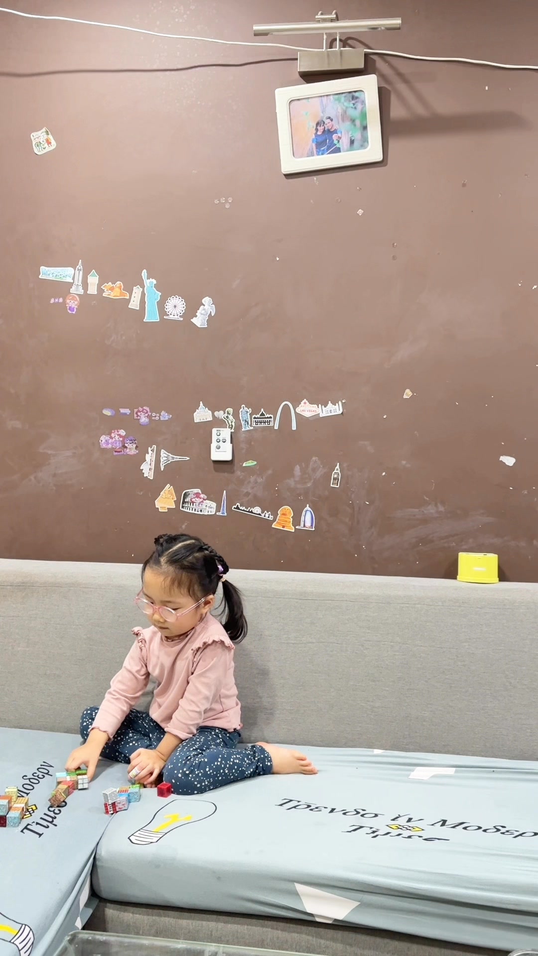 [🆕🇻🇳] Yi Closet Bán nét hồn nhiên, tặng kèm trang phục 🧑‍🧒❤️️👶⭐️ Mùa nào cũng là mùa vui với những mầm non đáng yêu!
Cần tìm bộ bà ba cho bé thật đẹp, thật thoải mái để mặc quanh năm?
Yi Closet có thể giúp bạn!
Phù hợp c , shares-10✔️ , likes-88❤️️ , date-2025-09-15 06:16:18🇻🇳🇻🇳🇻🇳📰🆕