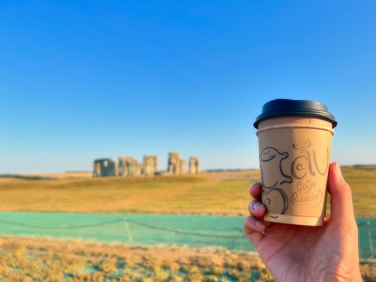 [☕️🇻🇳] GẤU Coffee – Bakery 🥤 Top1Coffee ☕️ Stonehengen , Salisbury, UK !Travel With GAU …!
#gaucoffeeandbakery #professionalbakers
#coffeeroastery #artisanbaker #baris , shares-0✔️ , likes-53❤️️ , date-2025-08-15 16:26:19🇻🇳🇻🇳🇻🇳📰🆕