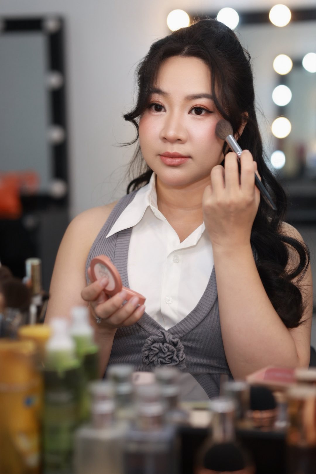 [🆕🇻🇳] Di Closet – Cửa hàng quần áo nữ 👕 Top1Fashion 👗  Tự tin ra đường với lớp nền căng mịn, đôi mắt cuốn hút và bờ môi rạng rỡ… Tất cả bạn đều có thể tự làm được – chỉ với 1 khóa học makeup cá nhânKhoá cá n , shares-0✔️ , likes-0❤️️ , date-2025-08-15 22:49:01🇻🇳🇻🇳🇻🇳📰🆕