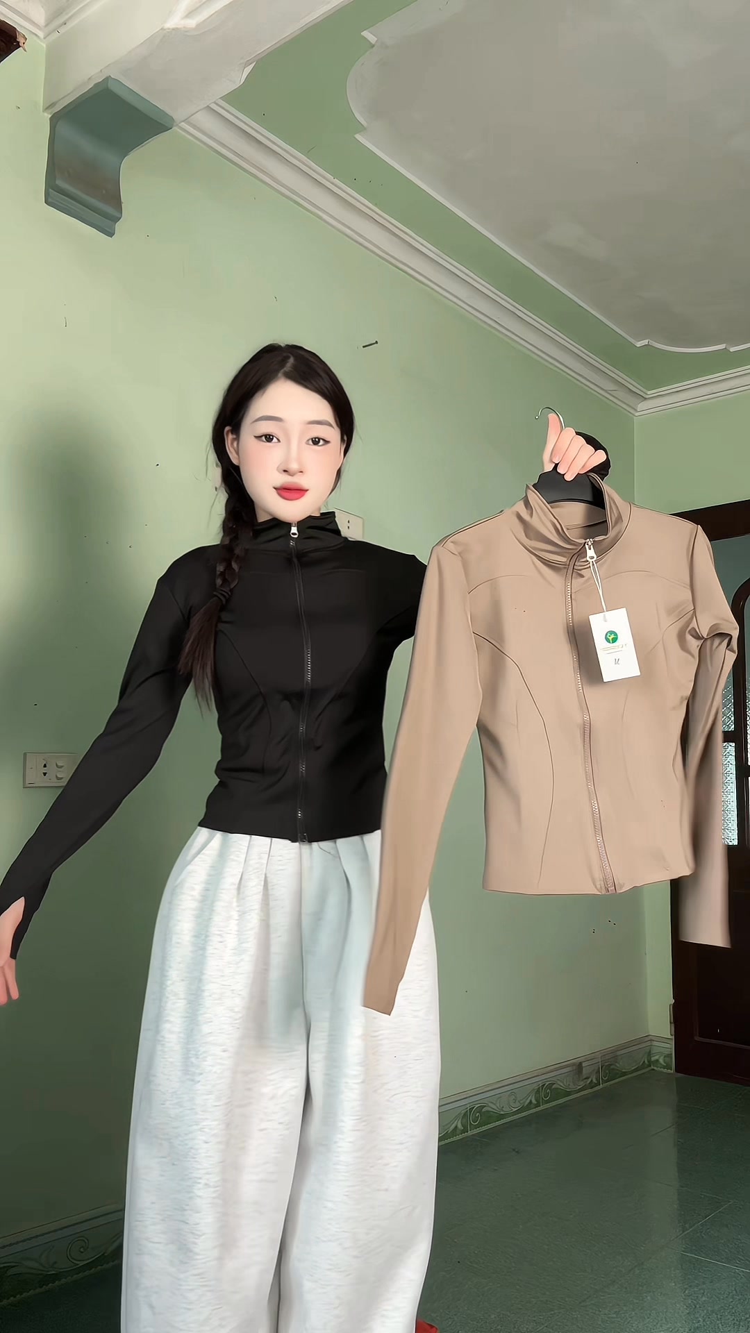 [🆕🇻🇳] HurraH Shop – Cửa hàng quần áo 👕 Top1Fashion 👗  Mẫu mới chào đón ngày mới cùng HurraH nhaHàng ord 2-3 tuầnGiá size ib shop nhé
, shares-0✔️ , likes-1❤️️ , date-2025-08-21 15:05:40🇻🇳🇻🇳🇻🇳📰🆕