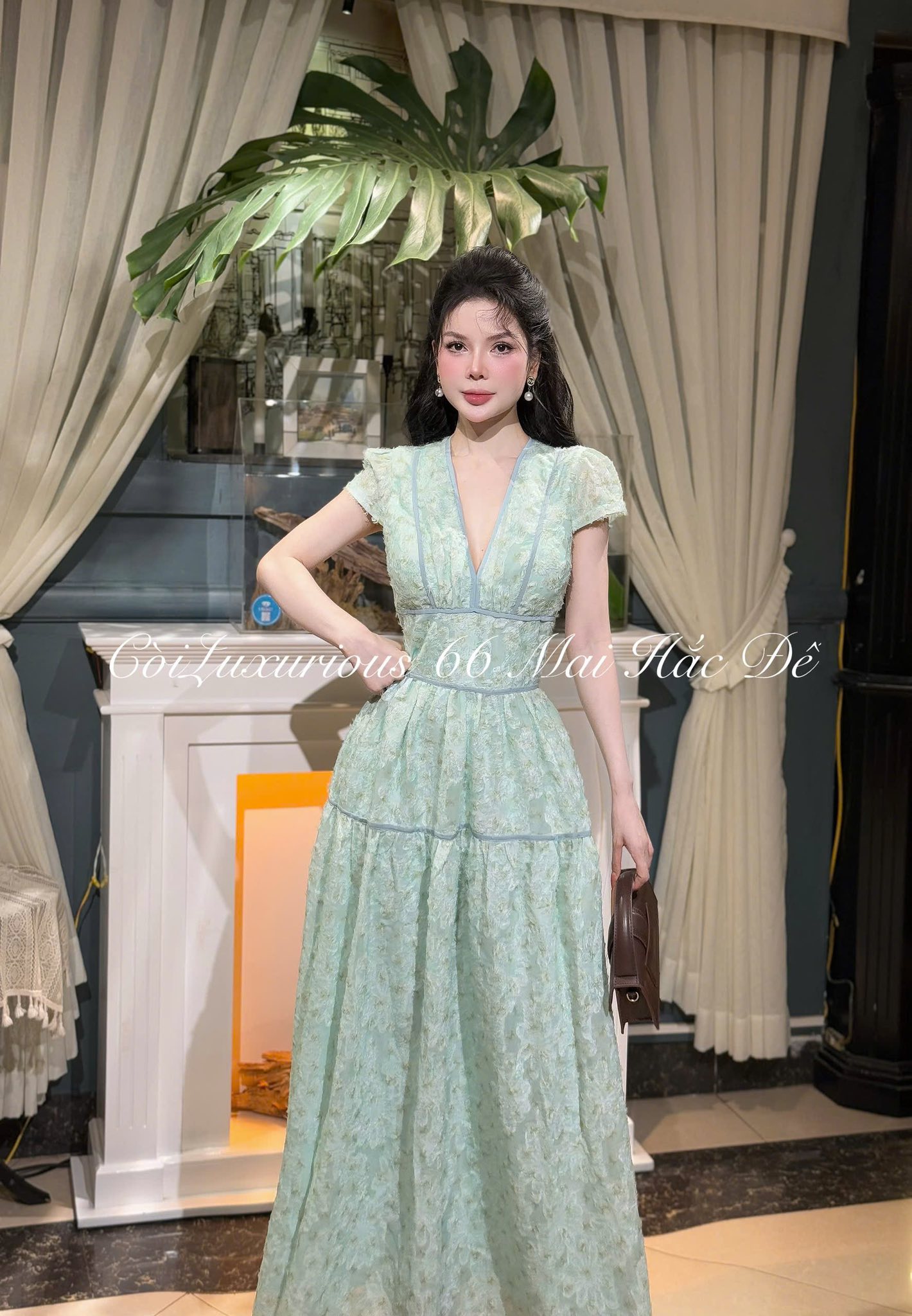 [🆕🇻🇳] Còi Luxurious’s 66 Mai Hắc Đế – CHUYÊN VÁY THIẾT KẾ 👕 Top1Fashion 👗   “Chỉ cần một bộ váy tươi sáng – là đủ để biến hôm nay thành ngày đáng nhớ.”“Nhẹ như mây – thanh như nắng – mà vẫn kiêu kỳ một cách rất riêng.”kích t , shares-3✔️ , likes-14❤️️ , date-2025-08-29 18:50:54🇻🇳🇻🇳🇻🇳📰🆕