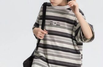 [🆕🇻🇳]  Star Kids Thời trang cao cấp dành cho trẻ em 🧑‍🧒❤️️👶⭐️  MIX SET ĐỒ BÉ TRAI – PHONG CÁCH NĂNG ĐỘNG, CÁ TÍNH
Set đồ gồm áo thun oversize kẻ sọc + quần short túi hộp cực chất.
Form rộng thoải mái, giúp bé trai  , shares-3✔️ , likes-19❤️️ , date-2025-08-23 22:42:32🇻🇳🇻🇳🇻🇳📰🆕