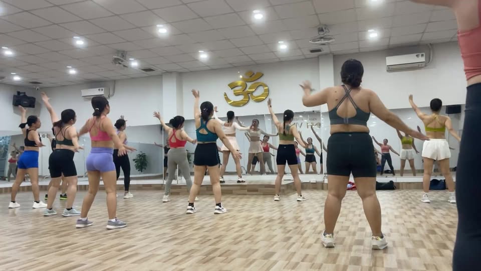 [🆕🇻🇳] Shop mẹ và bé Bảo Châu – chuyên cung cấp sản phẩm tốt nhất cho mẹ và bé 🧑‍🧒❤️️👶⭐️  THỜI TRANG TRẺ EM – ĐÁNG YÊU TỪNG CHI TIẾTMẹ ơi, bé yêu mặc đẹp thì vui biết bao!
Shop xin giới thiệu bộ sưu tập quần áo & váy trẻ em với nhiều mẫu mã , shares-0✔️ , likes-3❤️️ , date-2025-08-27 12:45:18🇻🇳🇻🇳🇻🇳📰🆕