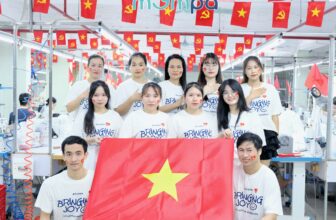 [🆕🇻🇳] Mompa – thương hiệu thời trang chất lượng cao dành cho bé sơ sinh và trẻ em 🧑‍🧒❤️️👶⭐️ 𝐁𝐚̂̀𝐮 𝐤𝐡𝐨̂𝐧𝐠 𝐤𝐡𝐢́ 𝐲𝐞̂𝐮 𝐧𝐮̛𝐨̛́𝐜 đ𝐚𝐧𝐠 𝐧𝐠𝐚̣̂𝐩 𝐭𝐫𝐚̀𝐧 𝐭𝐚̣𝐢 𝐌𝐨𝐦𝐩𝐚Những ngày này, Mompa mang trong mình bầu không khí thật rộn ràng và ấm áp. Lá cờ đỏ sao vàng , shares-0✔️ , likes-10❤️️ , date-2025-08-28 17:00:02🇻🇳🇻🇳🇻🇳📰🆕