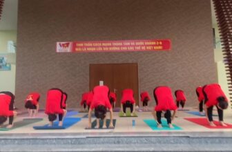 [🆕🇻🇳] Yoga Luna Thái Đông Anh 🧘 Top1Yoga 🧘  Cuộc sống ta chọn cho mình những niềm vui bình dị, nhẹ nhàng nhất – cứ xinh đẹp & hạnh phúc như thế này nhé mng  #yogaphuongnguyen , shares-0✔️ , likes-2❤️️ , date-2025-08-30 04:35:53🇻🇳🇻🇳🇻🇳📰🆕