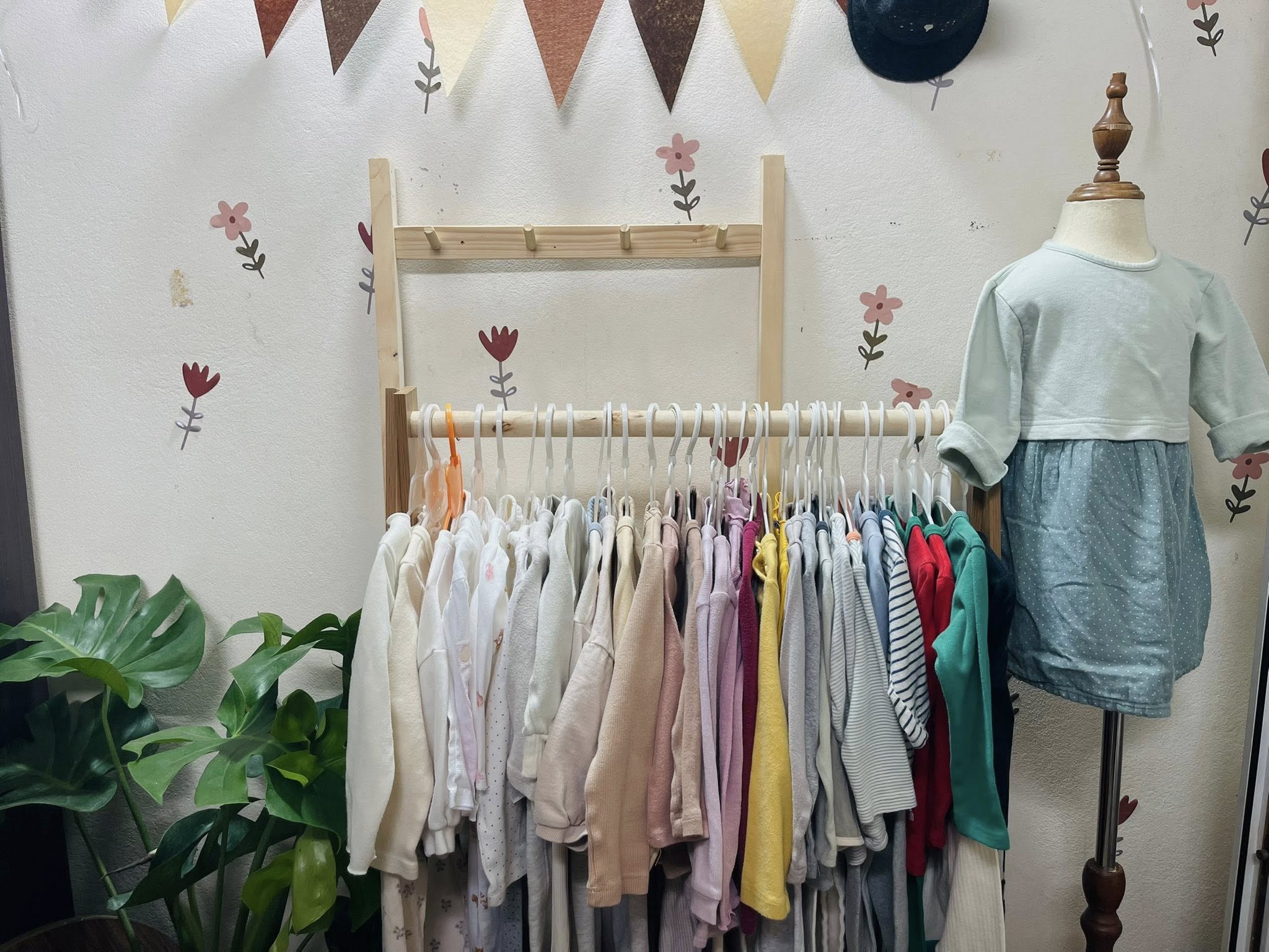 [🆕🇻🇳]  Bi Shop Si-2hand Cho Bé – Chuyên hàng si (2hand) cho bé Hàn, Âu, Qc 🧑‍🧒❤️️👶⭐️ Mê cái gam màu mùa thu đông này quá các bác ạ
Các bác đợi e nhé
 , shares-7✔️ , likes-7❤️️ , date-2025-08-31 19:59:49🇻🇳🇻🇳🇻🇳📰🆕