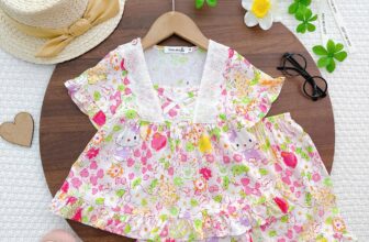 [🆕🇻🇳] Tiệm Nhà Ốc  (Quần áo trẻ em)-Đồ trẻ em thiết kế, đồ nhập- xuất khẩu,hàng Quảng Châu cao cấp , sỉ đồ thiết kế cho bé nhặt size 🧑‍🧒❤️️👶⭐️ Nhà Ốc về mẫu babydoll siêu xinh lun ạ Chất lanh hai da thoáng mát, thấm hút tốt.
– Bảng size và giá:( miễn ship từ 3b)
Size 4(8-10kg). : 71k/b – 210k/3b – , shares-1✔️ , likes-19❤️️ , date-2025-09-05 22:47:37🇻🇳🇻🇳🇻🇳📰🆕