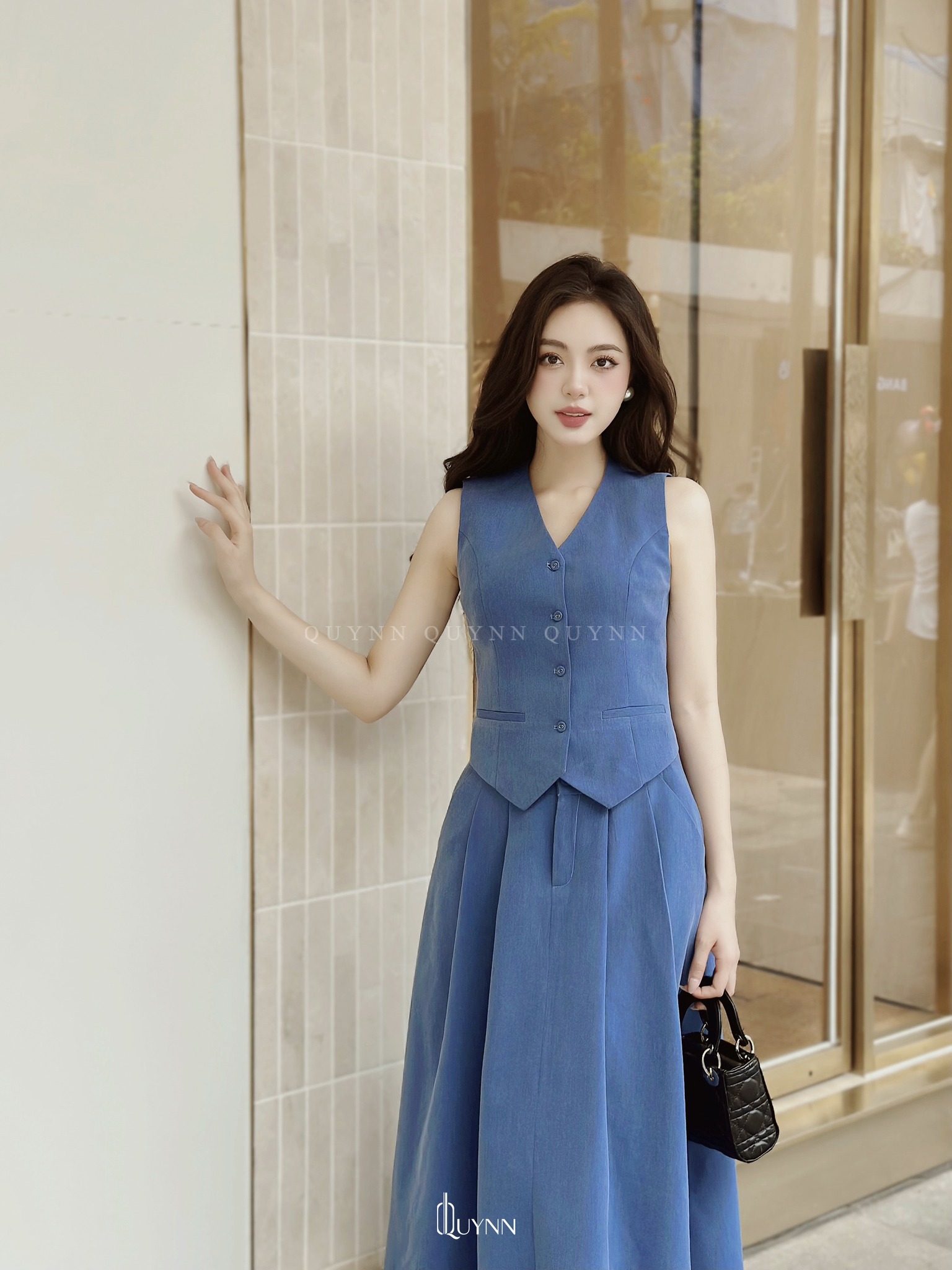 [🆕🇻🇳] QUYNN – Thương hiệu Thời trang thiết kế 👕 Top1Fashion 👗  Một chút nắng, một chút gió giữa trời cao trong xanh… Thời tiết quá đẹp để diện một outfit thật đẹp và thoái mái sải chân xuống phố cuối tuần phải không  , shares-0✔️ , likes-2❤️️ , date-2025-09-06 03:00:50🇻🇳🇻🇳🇻🇳📰🆕