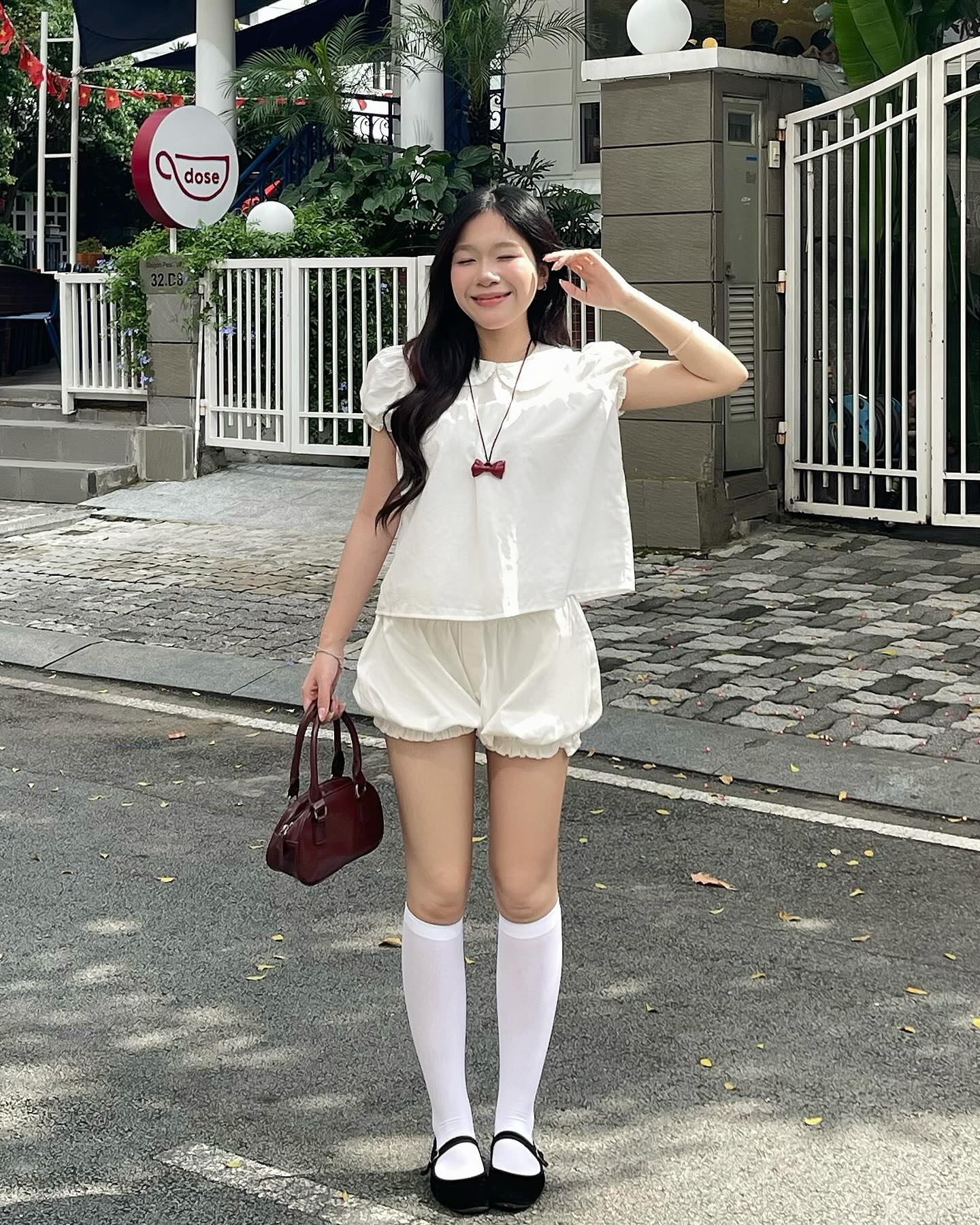 [🆕🇻🇳] JUMELé chuyên kinh doanh các mặt hàng thời trang nữ thiết kế 👕 Top1Fashion 👗  Nàng đang tìm kiếm vài điều mới lạ đừng lo hãy đến JUMELé cho nàng muôn vàn lựa chọn sẵn sàng chiều lòng mọi mong muốn của nàng.
____________________Nhận , shares-0✔️ , likes-1❤️️ , date-2025-09-07 19:08:48🇻🇳🇻🇳🇻🇳📰🆕