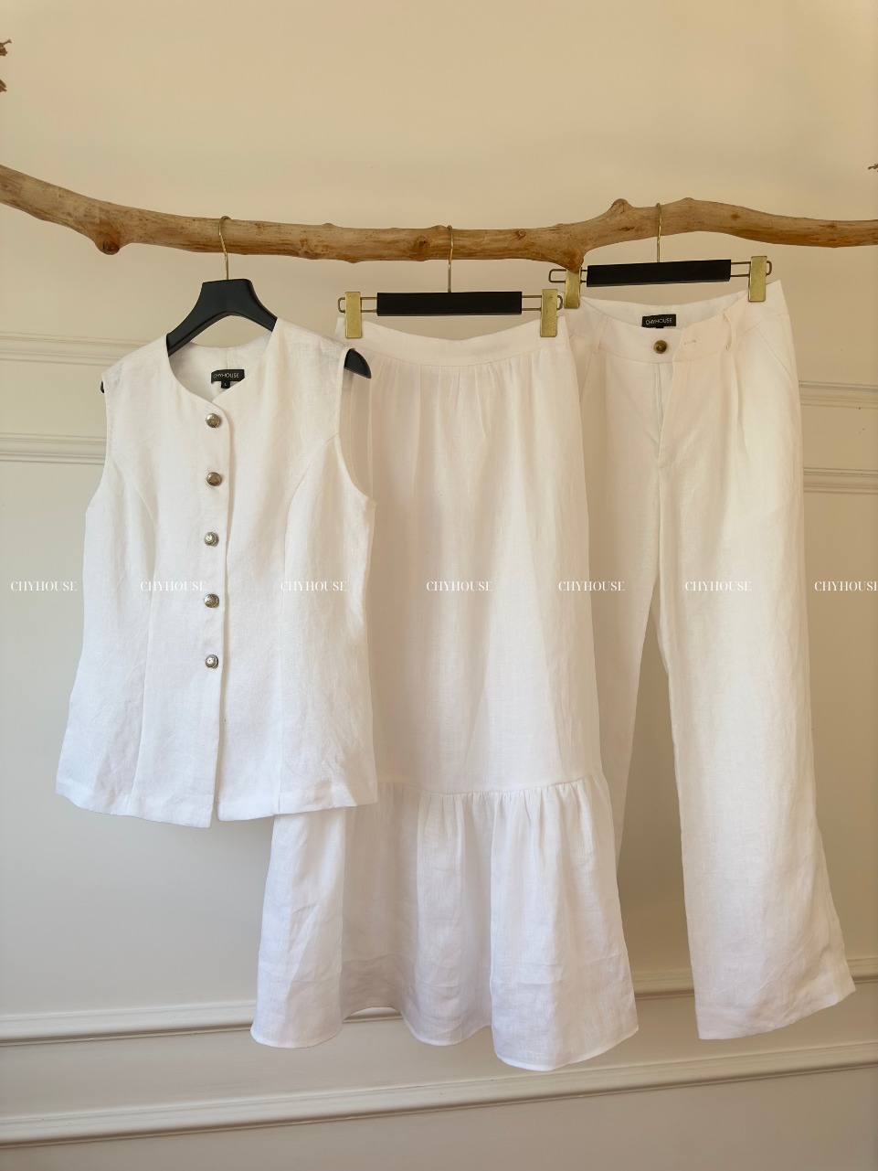 [🆕🇻🇳] CHYHOUSE 👕 Top1Fashion 👗   Linen trắng tinh khôi – dễ mặc, dễ phối và sang chuẩn gu nàngĐiều đặc biệt tại CHYHOUSE – Nàng hoàn toàn có thể lên màu riêng, đặt size riêng theo đúng , shares-1✔️ , likes-4❤️️ , date-2025-09-06 17:01:30🇻🇳🇻🇳🇻🇳📰🆕
