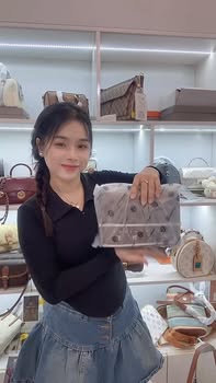 [🆕🇻🇳] Châu Túi Đẹp – Chuyên túi Hàng Qc đẹp- Giá tốt 👕 Top1Fashion 👗  Bản chính hãng
, shares-0✔️ , likes-4❤️️ , date-2025-09-06 19:59:44🇻🇳🇻🇳🇻🇳📰🆕