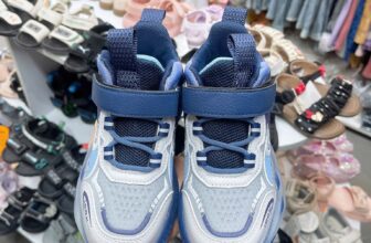 [🆕🇻🇳] Kemy Kids – Chuyên đồ trẻ em từ 1-14T  🧑‍🧒❤️️👶⭐️  Giày thể thao bé trai màu xanh cực ngầu – nhẹ, êm, thoáng khí, cho bé thoải mái chạy nhảy cả ngày!
Phù hợp đi học, đi chơi, mix đồ siêu dễ thương.
————— , shares-0✔️ , likes-2❤️️ , date-2025-09-06 02:36:05🇻🇳🇻🇳🇻🇳📰🆕