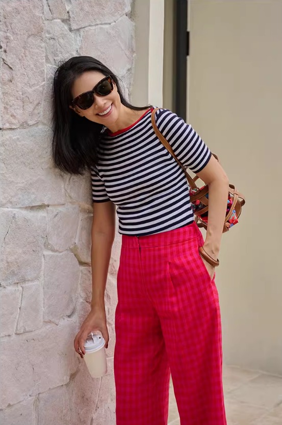 [🆕🇻🇳] SERI – Thời Trang Công Sở 👕 Top1Fashion 👗  Mùa thu đang đến rất gần!
Áo Statice nhà Seri sẽ là một item hoàn hảo cho các quý cô mùa này, đừng quên mix với nhiều kiểu quần, váy khác nhau để làm đa dạ , shares-0✔️ , likes-0❤️️ , date-2025-09-05 16:35:03🇻🇳🇻🇳🇻🇳📰🆕